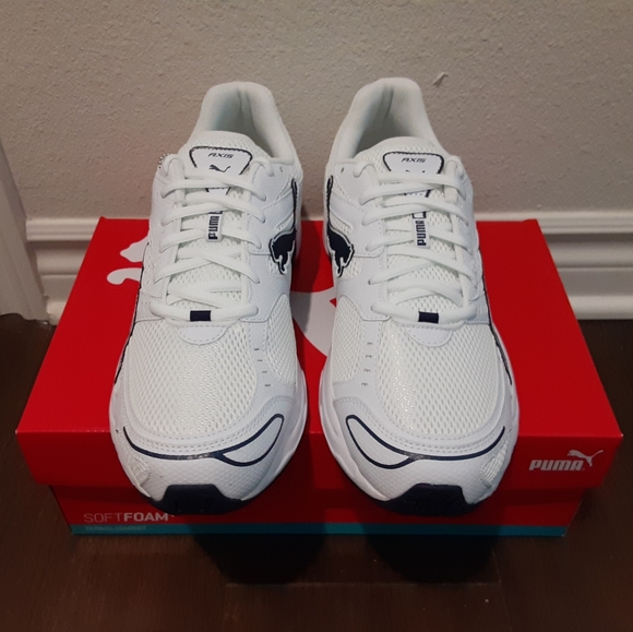 Puma - Picture 4 of 4